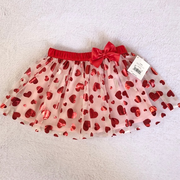 Pink tank top and heart mesh tutu skirt - Picture 3 of 4